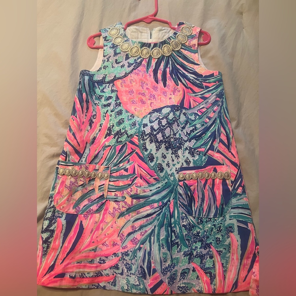 Lilly Pulitzer girls size 5 pineapple print dress.